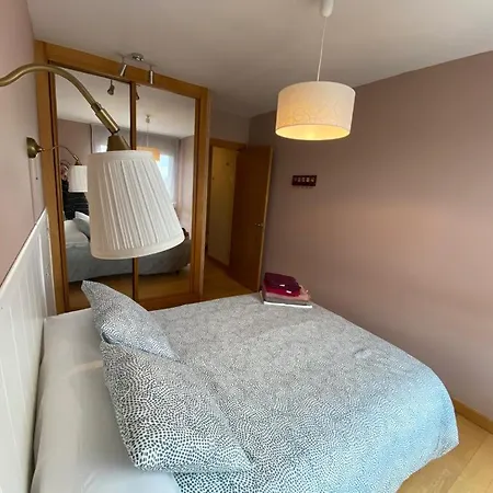 Calidad En Zona Tranquila Apartment