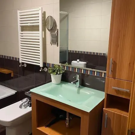 Apartamento Calidad En Zona Tranquila *
